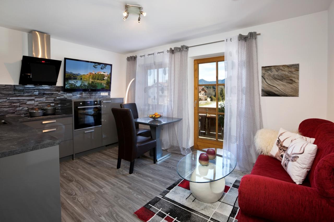 Haus Schlossblick Lägenhet Füssen Exteriör bild